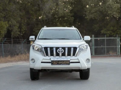 2016 Toyota Prado VXR 4.0 Litres 6 Cylinders Petrol Engine White Beige SUV GCC Specs