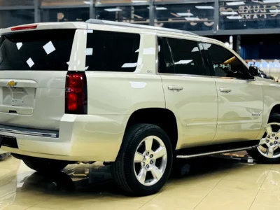 2015 Chevrolet Tahoe LTZ 8 Cylinders Petrol Engine Gold Brown SUV GCC Specs Full Option