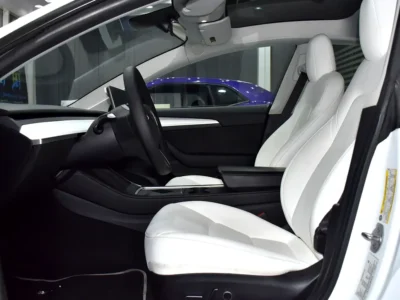 2021 Tesla Model 3 Standard Plus Electric Vehicle White Sedan American Specs 350 - 450 KM Range