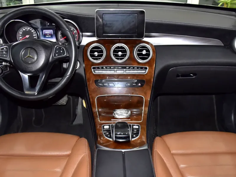 2017 Mercedes-Benz GLC-Class GLC 250 4MATIC 4 Cylinders Petrol Engine White Brown Crossover