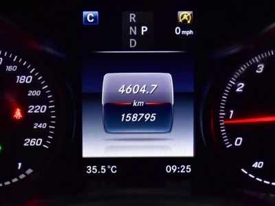 2017 Mercedes-Benz GLC-Class GLC 250 4MATIC 4 Cylinders Petrol Engine White Brown Crossover