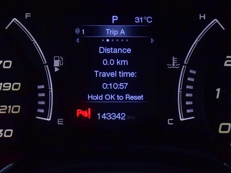 2017 Dodge Neon SE 4 Cylinders Petrol Engine Red Beige Sedan GCC Specs Automatic