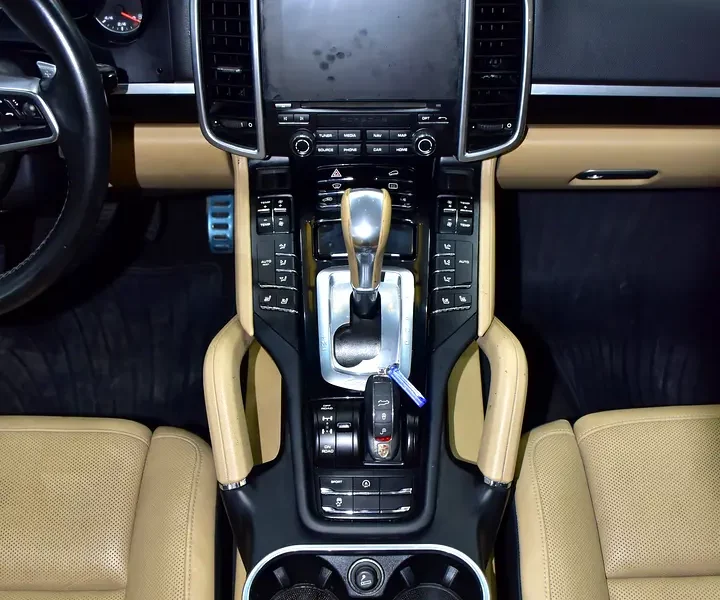2018 Porsche Cayenne Standard 6 Cylinders Petrol Engine Brown Beige SUV American Specs