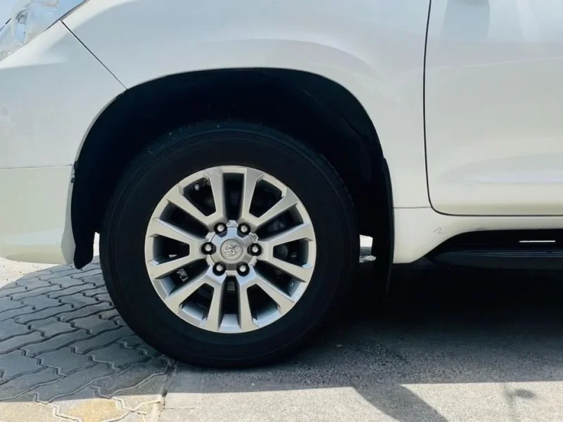 2021 Toyota Prado GXR 4.0 Litres V6 Petrol Engine White Beige SUV GCC Specs FULL OPTIONS