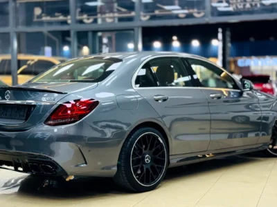 2017 Mercedes-Benz C-Class C200 Facelifted into 2021 Full Kit AMG C63S Grey Red Sedan