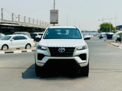 2026 Toyota Fortuner 2.4 Litres 4 Cylinders Diesel Engine White Orange SUV GCC Specs