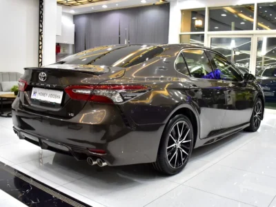 2022 Toyota Camry Sport 6 Cylinders Petrol Engine Brown Red Sedan GCC Specs Automatic