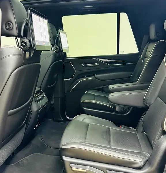 2021 Cadillac Escalade Sport Platinum 6.2 Litre V8 Petrol Engine Black SUV Clean Title