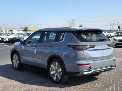 2026 Mitsubishi Outlander P Line 2.5 Litres 4 Cylinders Petrol Engine Grey Brown SUV GCC