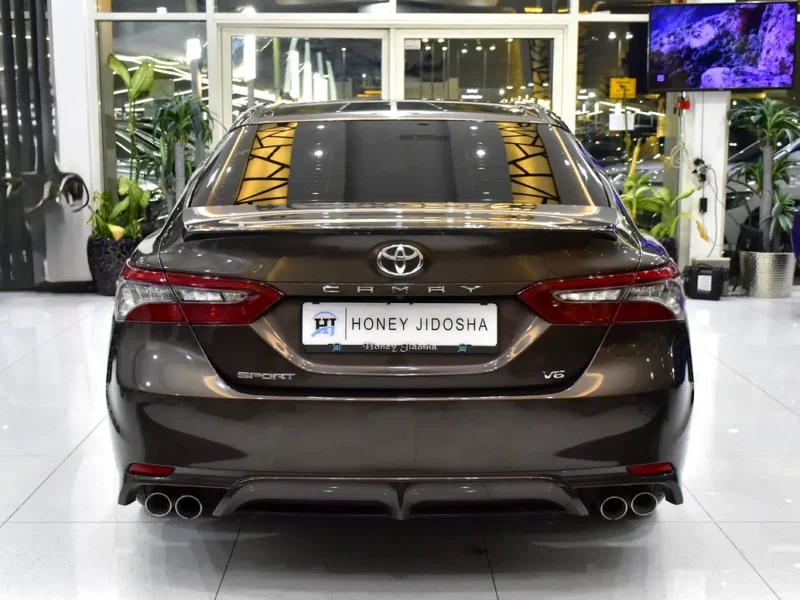 2022 Toyota Camry Sport 6 Cylinders Petrol Engine Brown Red Sedan GCC Specs Automatic