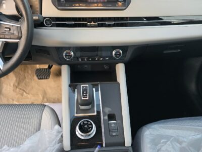 2026 Mitsubishi Outlander M Line 2.5 Litres 4 Cylinders Petrol Engine Black Grey SUV