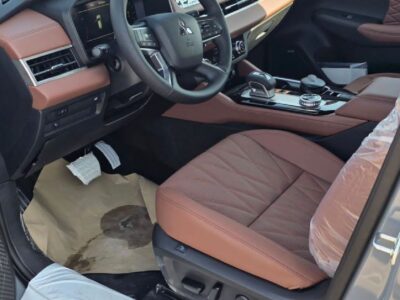 2026 Mitsubishi Outlander P Line 2.5 Litres 4 Cylinders Petrol Engine Grey Brown SUV GCC