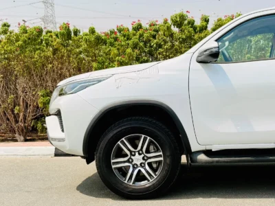 2026 Toyota Fortuner 2.4 Litres 4 Cylinders Diesel Engine White Orange SUV GCC Specs