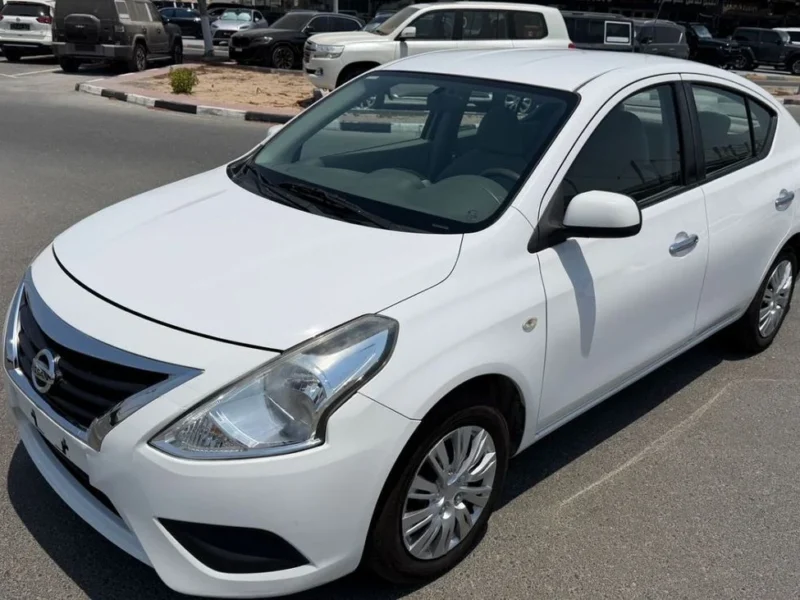 2022 Nissan Sunny EX 4 Cylinders Petrol Engine White Beige Sedan GCC Specs Automatic