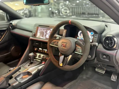 2019 Nissan GT-R Nismo 3.8L V6 Twin-Turbo Engine Grey Black Sports Car European Specs