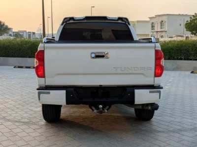 2014 Toyota Tundra CrewMax .7L i-Force V8 Petrol Engine White Brown Pickup Truck GCC Specs