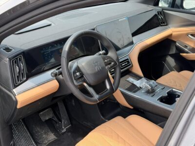2025 BYD Song L STD 1.5L PHEV 18.3kWh Battery 4 Cylinders Engine Grey Tan SUV Automatic