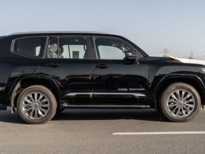 2026 Toyota Land Cruiser GXR 3.5L V6 Twin-Turbo Petrol Engine Black SUV GCC Specs