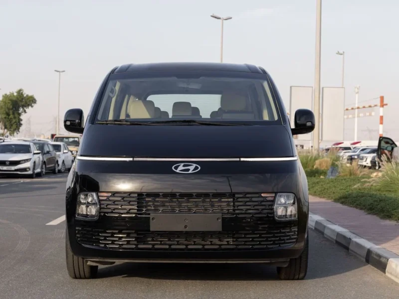 2025 Hyundai Staria Comfort 3.5 Litres 6 Cylinders Petrol Engine Black Beige Van GCC Specs