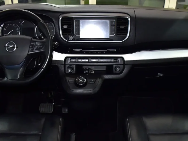 2023 Opel Zafira Life Business Innovation 4 Cylinders Diesel Engine Black Van GCC Specs