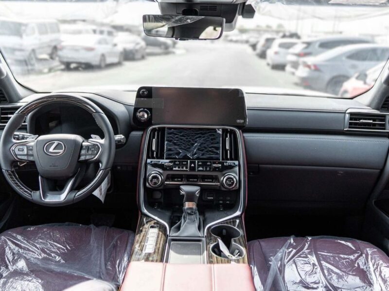 2026 Lexus LX600 Signature 3.5L V6 Twin-Turbo Petrol Engine Black Red SUV GCC Specs