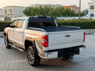 2014 Toyota Tundra CrewMax .7L i-Force V8 Petrol Engine White Brown Pickup Truck GCC Specs