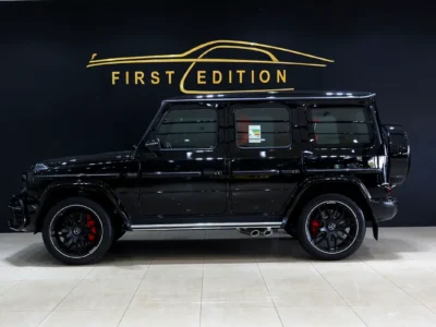 2022 Mercedes-Benz G-Class G 63 AMG 4.0L V8 Biturbo Petrol Engine Black Maroon SUV