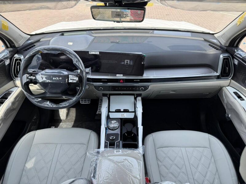 2026 Kia Sorento 2.5 Litres 4-Cylinder Petrol Engine White Beige SUV GCC Specs FULL OPTION