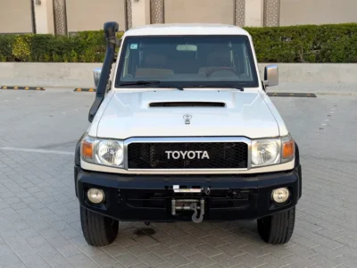2018 Toyota Land Cruiser 76 Series 1VD-FTV 4.5L V8 Turbo Diesel White Beige SUV GCC Specs