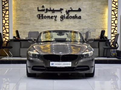 2012 BMW Z4 sDrive23i 6 Cylinders Petrol Engine Brown Beige Hard Top Convertible GCC