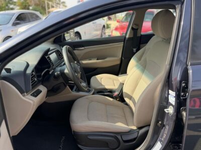 2020 Hyundai Elantra GL 2.0 Litres 4 Cylinders Petrol Engine Blue Brown Sedan GCC Spec