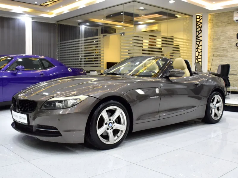 2012 BMW Z4 sDrive23i 6 Cylinders Petrol Engine Brown Beige Hard Top Convertible GCC