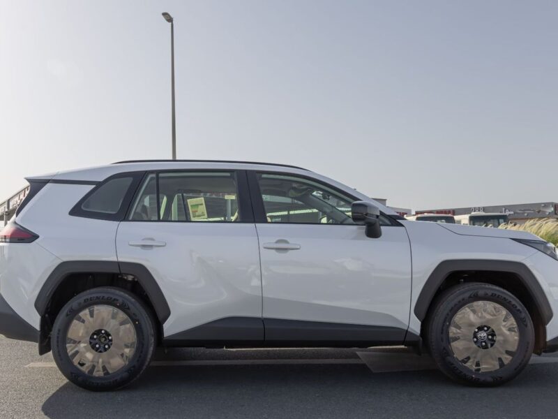 2026 Toyota RAV 4 XLE 2.0 Litres 4-Cylinder Petrol Engine White Beige SUV GCC Specs