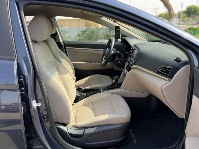 2020 Hyundai Elantra GL 2.0 Litres 4 Cylinders Petrol Engine Blue Brown Sedan GCC Spec