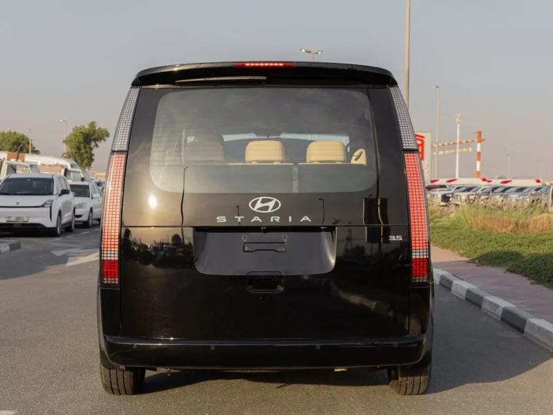 2025 Hyundai Staria Comfort 3.5 Litres 6 Cylinders Petrol Engine Black Beige Van GCC Specs