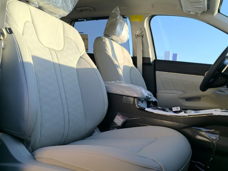 2026 Kia Sorento 2.5 Litres 4-Cylinder Petrol Engine Green Beige SUV GCC Specs FULL OPTION