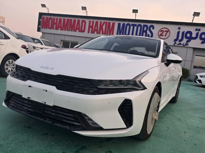 2026 Kia K5 2.5 Litres Naturally Aspirated 4-cylinder Engine White Black Sedan GCC Specs