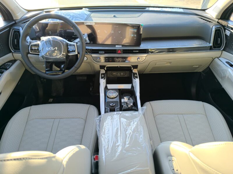 2026 Kia Sorento 2.5 Litres 4-Cylinder Petrol Engine Green Beige SUV GCC Specs FULL OPTION