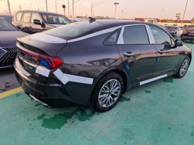 2026 Kia K5 2.5 Litres Naturally Aspirated 4-cylinder Engine Black Beige Sedan GCC Specs