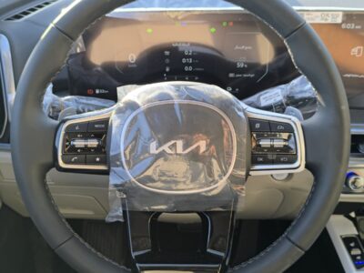 2026 Kia Sorento 2.5 Litres 4-Cylinder Petrol Engine Green Beige SUV GCC Specs FULL OPTION