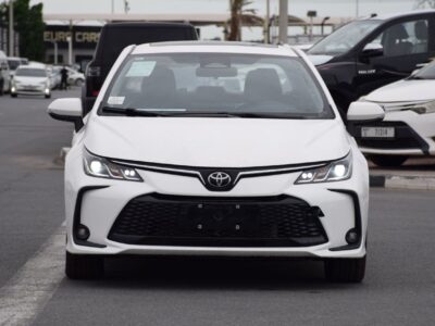 2025 Toyota Corolla XLI EXECUTIVE HEV 1.8L 4 Cylinders Engine White Grey Sedan GCC