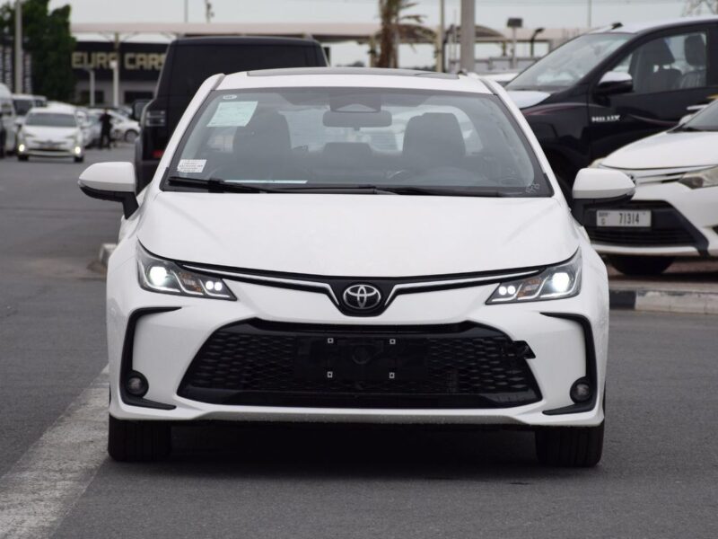 2025 Toyota Corolla XLI EXECUTIVE HEV 1.8L 4 Cylinders Engine White Grey Sedan GCC
