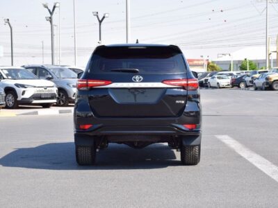 2026 Toyota Fortuner EXR 2.7 Litres 4 Cylinders Petrol Engine Black Beige SUV GCC Specs