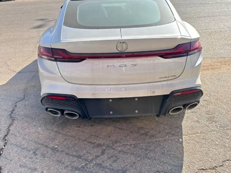 2026 MG MG7 2.0L Turbo Engine 4 Cylinders Petrol Engine White Maroon Sedan GCC Specs