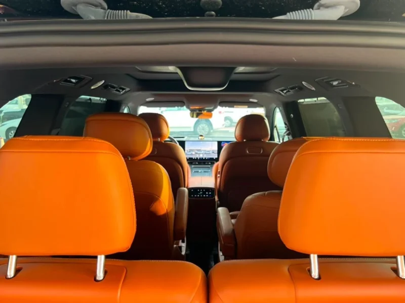 2025 AITO M9 STD 1.5 Litres 4 Cylinders Hybrid Engine Black Orange SUV Chinese Specs