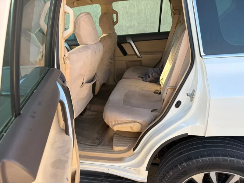 2015 TOYOTA PRADO GXR 4.0L 6 Cylinders PETROL Engine White Beige SUV GCC Specs
