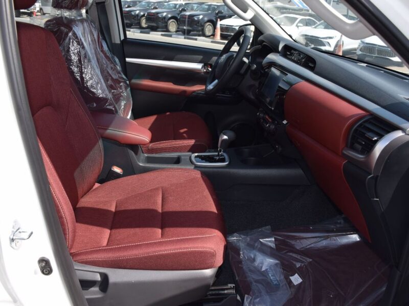 2026 Toyota Hilux SR5 2.7 Litres 4 Cylinders Petrol Engine White Maroon Pickup Truck GCC