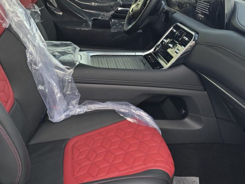 2026 NISSAN PATROL SE 3.8L V6 Naturally Aspirated V6 Petrol Engine White Red SUV GCC