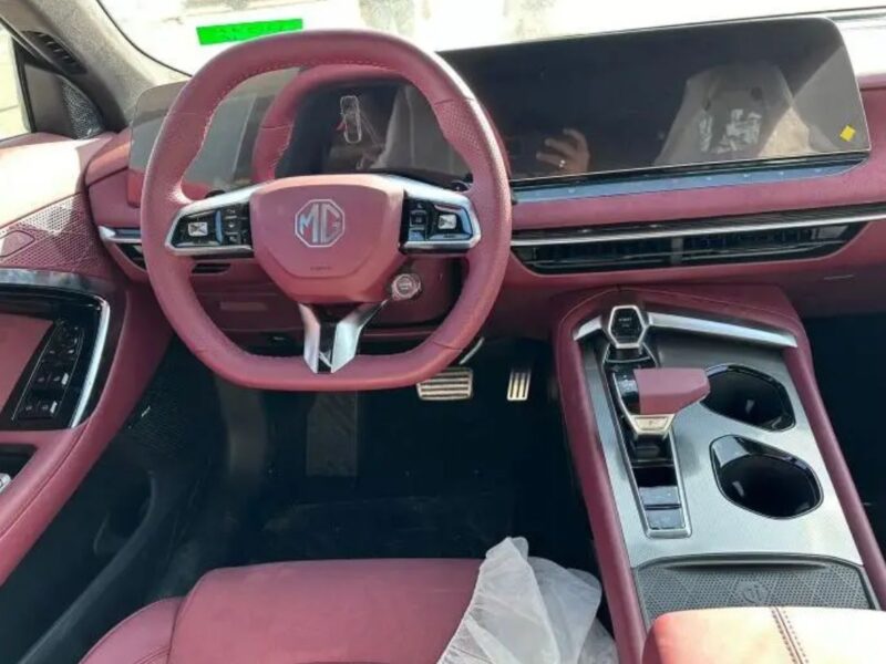 2026 MG MG7 2.0L Turbo Engine 4 Cylinders Petrol Engine White Maroon Sedan GCC Specs