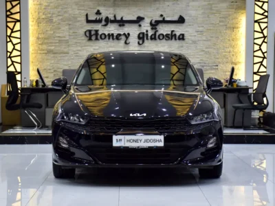 2023 Kia K5 Premium 4 Cylinders Petrol Engine Black Grey Sedan GCC Specs Automatic